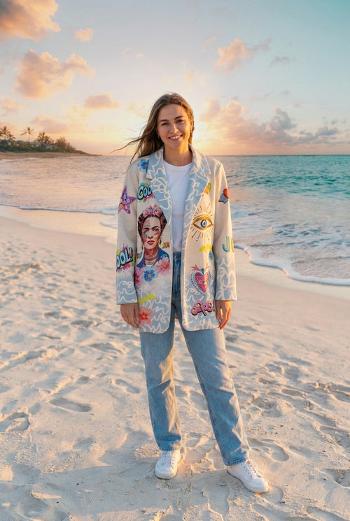 Blazer Pop-Art-Print Frida Kahlo – TraumStück Sylt – Beige, Vorderansicht