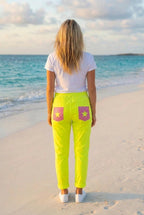 Jogginghose mit Pailletten-Detail – TraumStück Sylt – Geld, Rückansicht