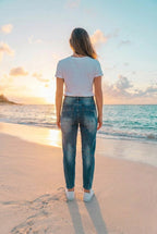 Jeans Graffiti-Print Used-Look – TraumStück Sylt – Blau, Rückansicht