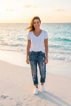 Jeans Kirschblüten-Stickerei Blau – TraumStück Sylt – Blau, Vorderansicht