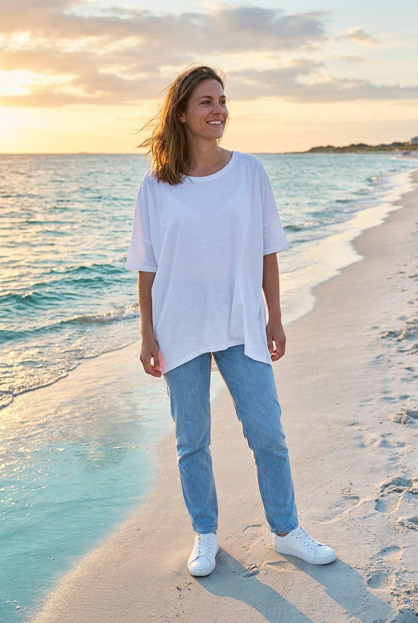 T-Shirt Oversized Wellensaum – TraumStück Sylt – Weiß, Vorderansicht