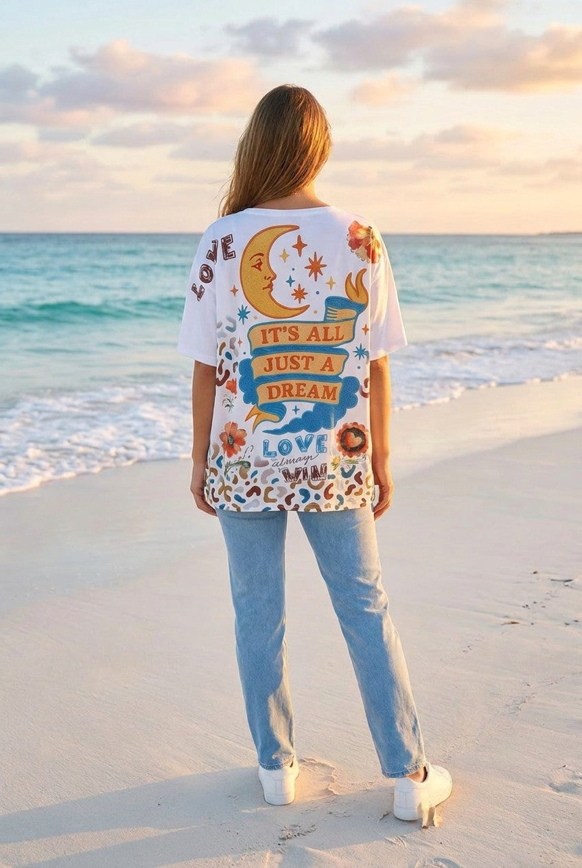 Oversized T-Shirt Sugar Skull Weiß – TraumStück Sylt – Weiß, Rückansicht