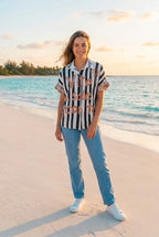 Oversized-Hemd Streifen-Print – TraumStück Sylt – Schwarz, Vorderansicht