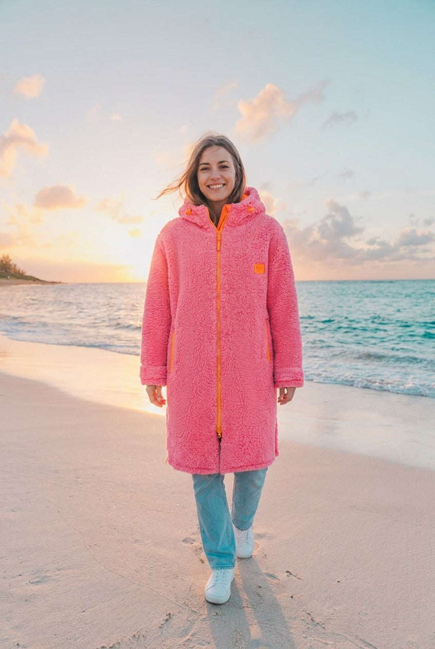 Zwillingsherz Teddyfleece-Mantel Kapuze – TraumStück Sylt – Pink, Vorderansicht
