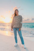 Sweatshirt Leopardenmuster Oversized – TraumStück Sylt – Beige, Vorderansicht
