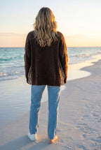 Oversized Strickpullover 'PRETTY WILD' – TraumStück Sylt – Braun, Rückansicht