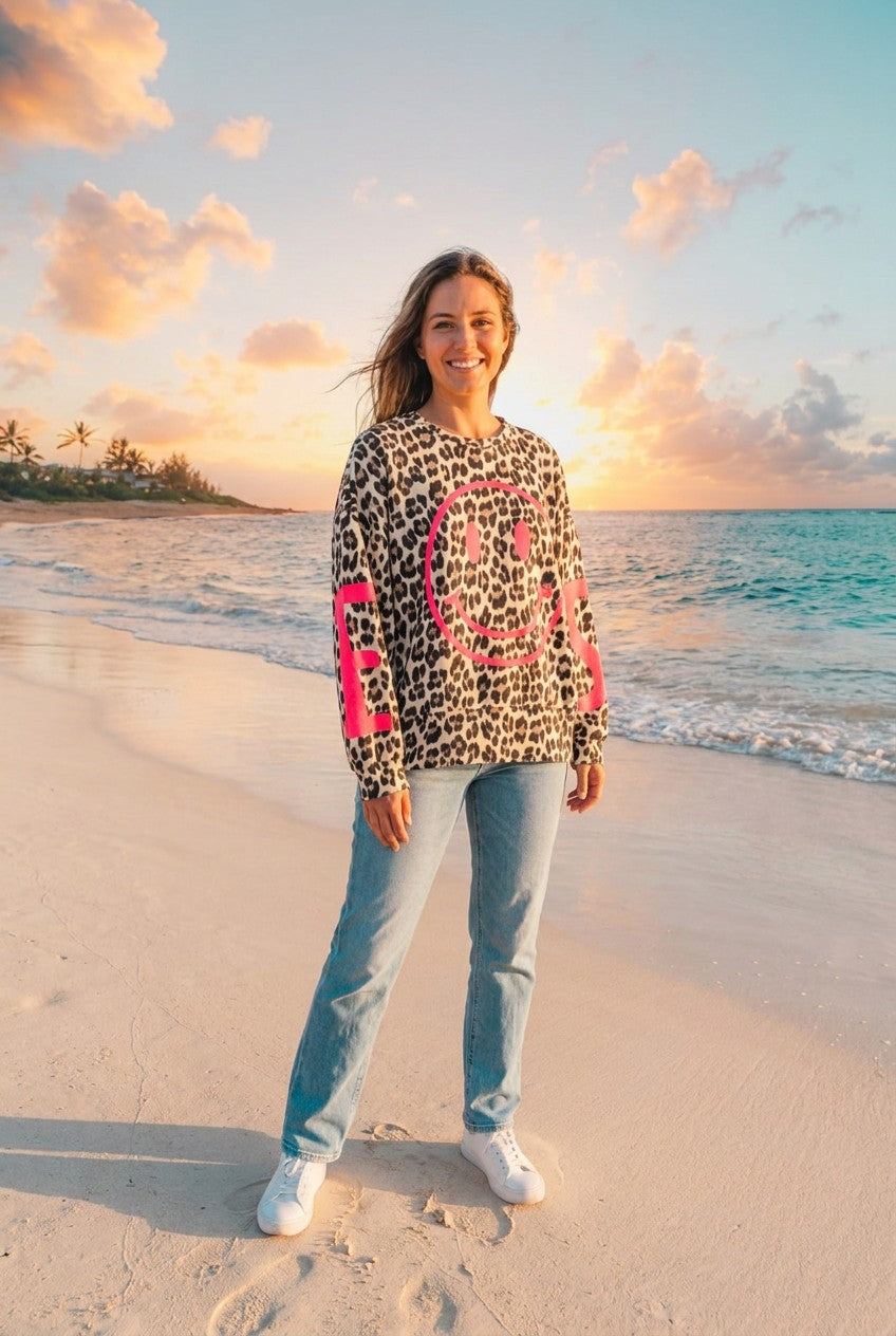 Sweatshirt Oversized Leopardenmuster – TraumStück Sylt – Beige, Vorderansicht