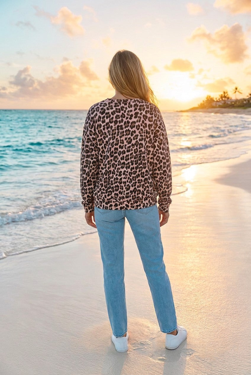 Sweatshirt Oversized Leopardenmuster – TraumStück Sylt – Rosa, Rückansicht
