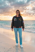 Bomberjacke mit Leoparden-Patches – TraumStück Sylt – Schwarz, Vorderansicht