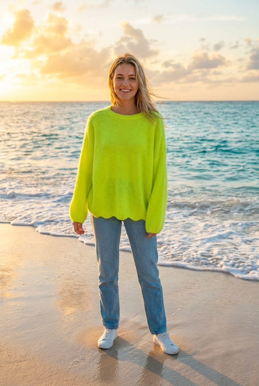 Oversized Flauschstrick-Pullover – TraumStück Sylt – Neongelb, Vorderansicht