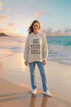 Hoodie Oversized Leopardenprint – TraumStück Sylt – Beige, Vorderansicht
