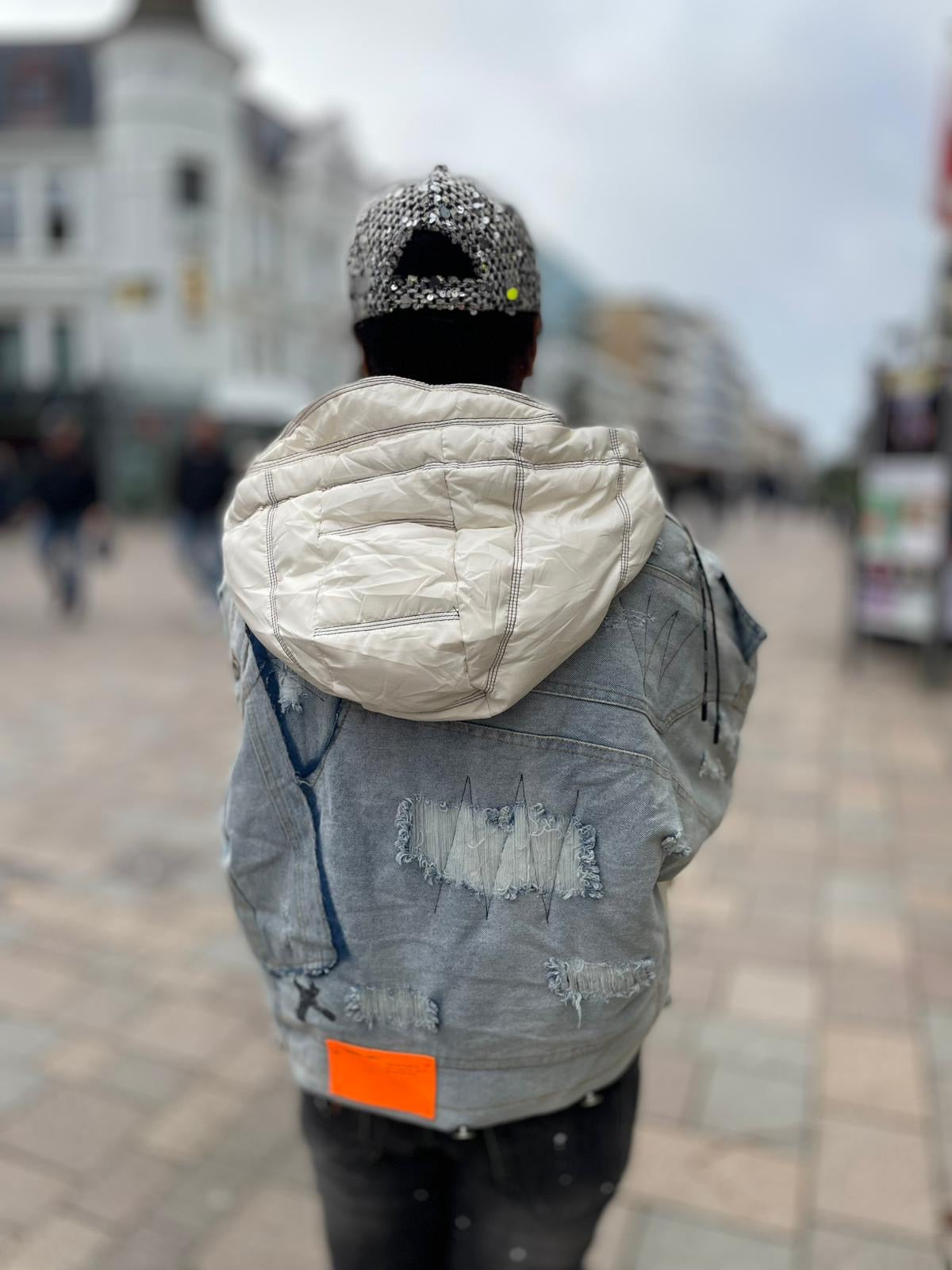 Daunenjacke mit Jeans